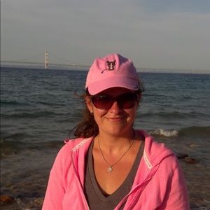 Meet your Posher, Cheryl